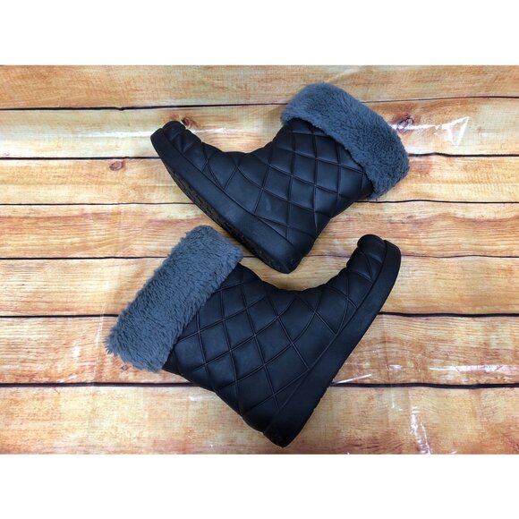 CROCS Black & Gray Quilted Design Rain Boots Faux Fur Trim Womens 7 (c7h) - Picture 6 of 10